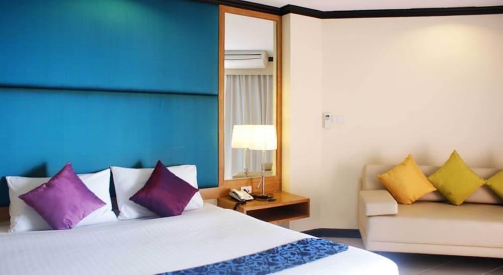 Bella Villa Metro Pattaya Buitenkant foto